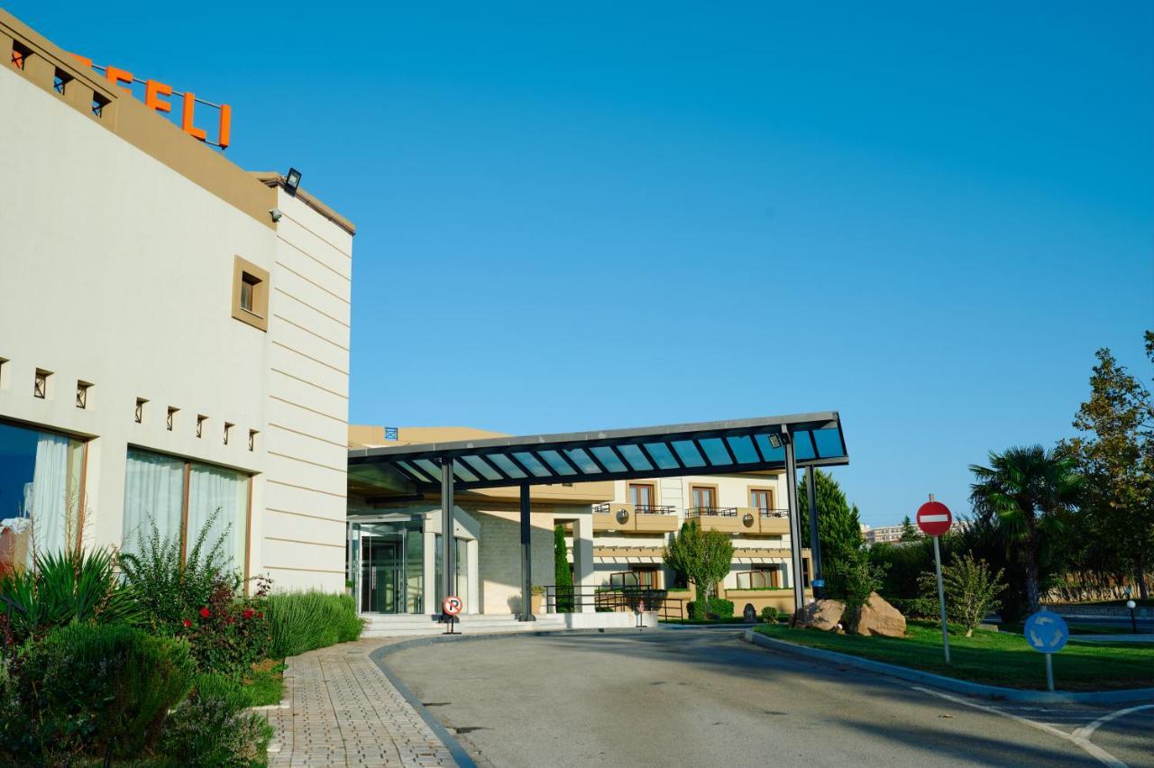 Nefeli Hotel アレクサンドルポリス エクステリア 写真